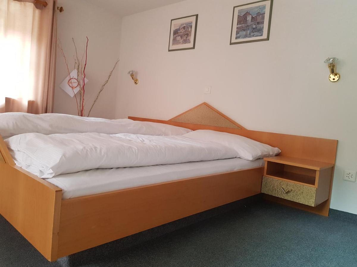 Hotel Restaurant Edelweiss Muhlen Bagian luar foto
